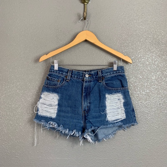 Levi's Pants - Levi’s destroyed high waisted short 9